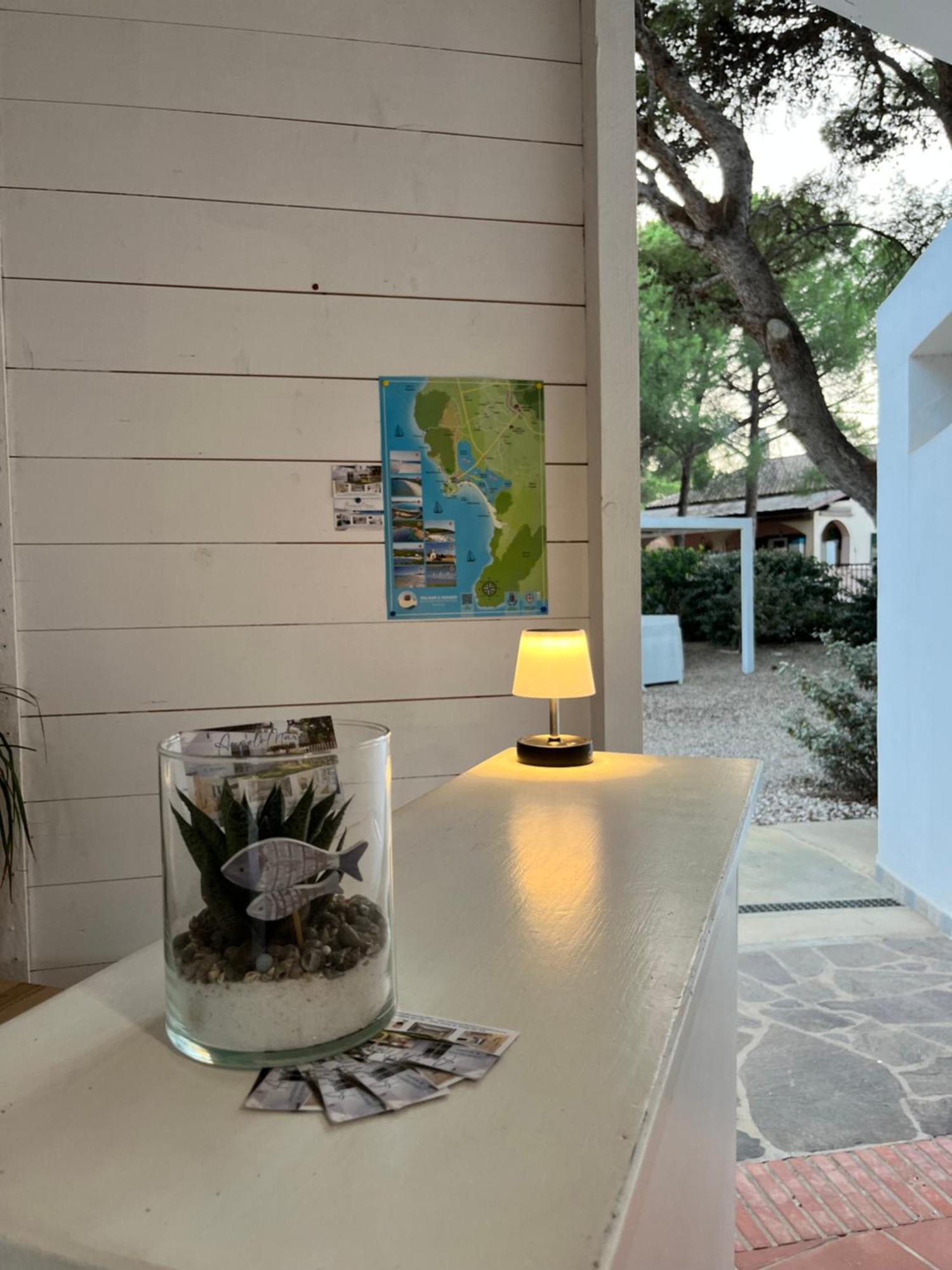 Angolo Mare Apartments & Rooms 皮诺港 外观 照片