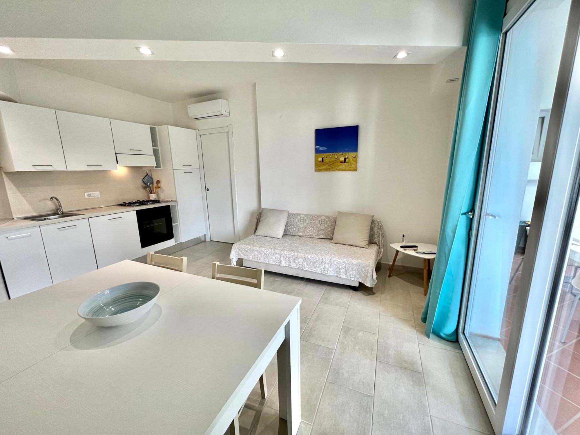 Angolo Mare Apartments & Rooms 皮诺港 外观 照片